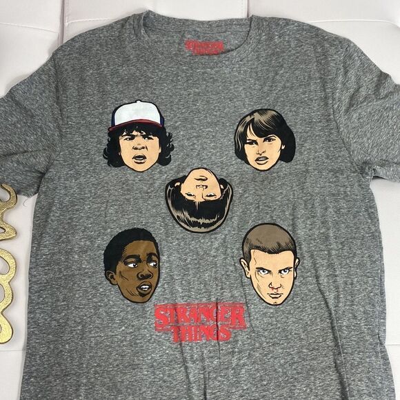 Stranger Things Graphic T Shirt Gray Medium - Picture 2 of 6